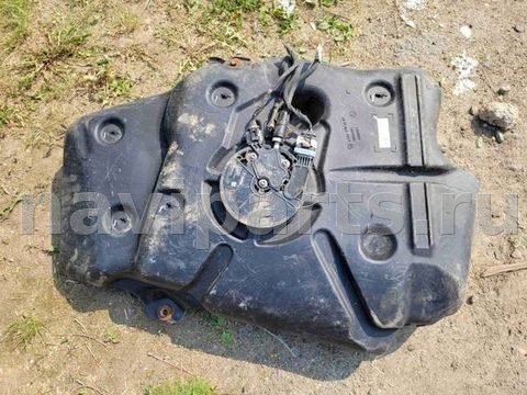 Бак AdBlue Mercedes GLE W166, 2017 г., OEM A1664704801, арт. 9743