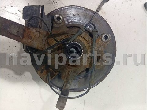 Ступица передняя левая Renault Laguna, 1998 г., арт. 98836684