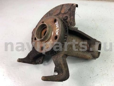 Ступица передняя правая Volkswagen Golf, 2000 г., арт. B30082839