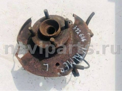 Ступица передняя левая Nissan Almera N15, 1998 г., арт. B312666