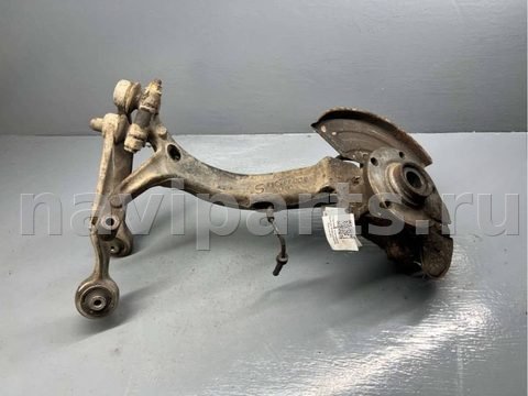 Ступица передняя правая Volkswagen Passat B5, OEM 8D0407258S, арт. B74795553