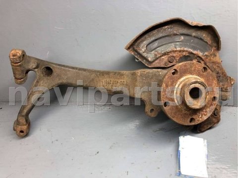 Ступица передняя правая Volkswagen Passat B5, OEM 8D0407258M, арт. B77397448