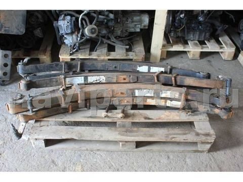 Рессора задняя Toyota Hilux, 2014 г., OEM D10045L63, арт. C113