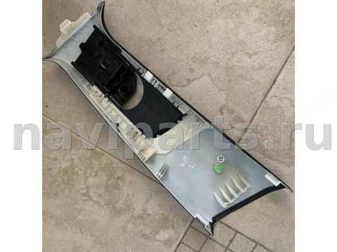 Стойка кузовная центральная правая Mercedes ML W166, OEM A1668680200, арт. M178-SCR