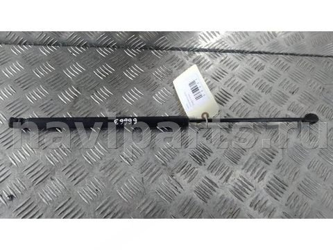 Амортизатор капота Mazda 3, 2005 г., арт. 66663