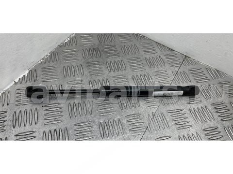 Новое BMW 7 G11/G12, 2018 г., OEM 7347403, арт. 999593993233