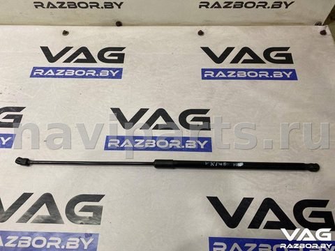 Новое Volkswagen Tiguan, 2019 г., OEM 5NA823359A, арт. BVR140-220