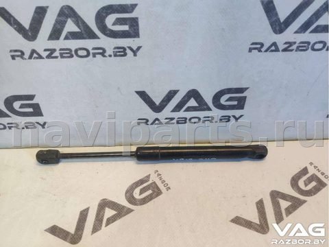 Новое Audi A8 D4, 2012 г., OEM 4H0823359D, арт. BVR18-340