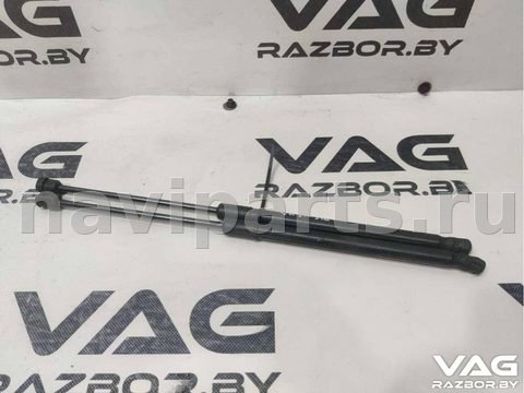 Новое Audi Q7 4L, 2007 г., OEM 4L0823359, арт. BVR31-316