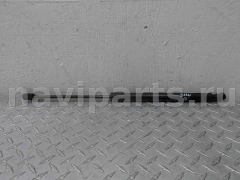 Амортизатор крышки багажника Audi Q7, 2008 г., OEM 4L0827552C, арт. 00132756
