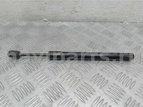 Амортизатор крышки багажника Audi A6, 2005 г., OEM 4F5827552, арт. 00205652