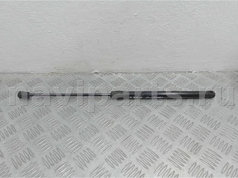 Амортизатор крышки багажника Audi A6 Allroad, 2012 г., OEM 4G9827552, арт. 00226019