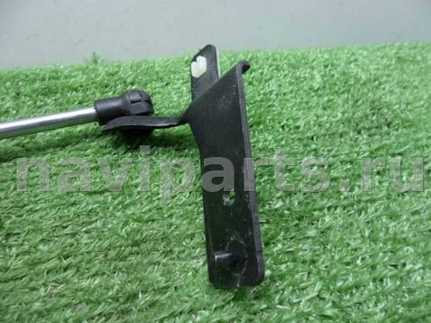 Амортизатор крышки багажника Toyota FJ Cruiser, 2007 г., арт. 00306647, фото 2
