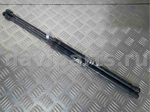 Амортизатор крышки багажника Opel Vectra, 2004 г., OEM 13101335, арт. 005745