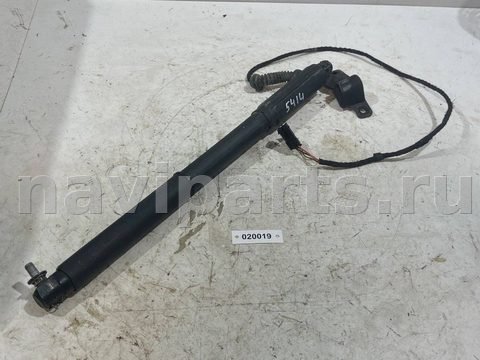 Амортизатор крышки багажника BMW X5 E70, 2010 г., OEM 51247332695, арт. 020019