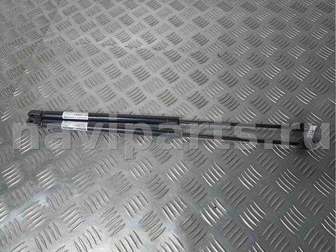 Амортизатор крышки багажника Opel Zafira, 2003 г., арт. 022731
