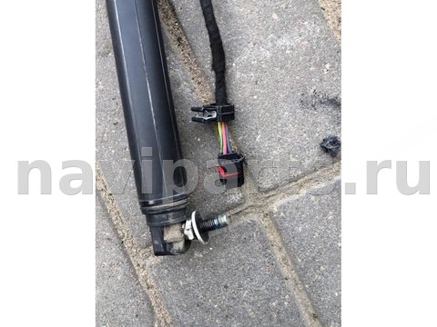 Амортизатор крышки багажника Volvo XC90, 2019 г., OEM 31690603, арт. 109161462, фото 2