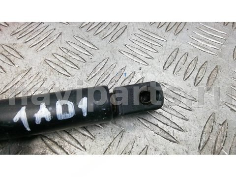 Амортизатор крышки багажника Audi A5, 2012 г., OEM 8T8827552, арт. 1AD01OU01, фото 2