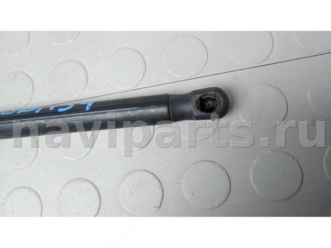 Амортизатор крышки багажника Skoda Yeti, 2011 г., OEM 5L6827550, арт. 5BM34OU02, фото 2