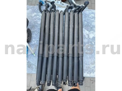 Амортизатор крышки багажника Volvo XC90, 2017 г., OEM 31663099, арт. 74112242
