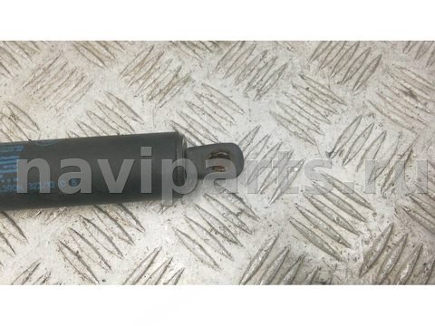 Амортизатор крышки багажника BMW 5 E60/E61, 2005 г., арт. LNK33OT01, фото 2