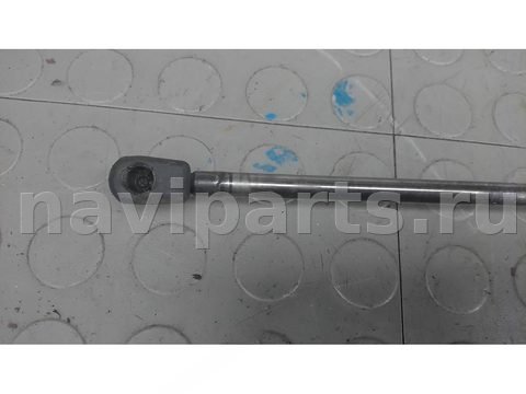 Амортизатор крышки багажника Volkswagen Transporter T5, 2006 г., арт. SOK82OU02, фото 2