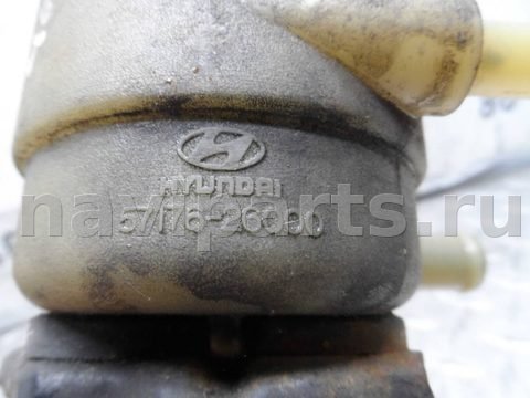 Бачок гидроусилителя Hyundai Santa Fe, 2001 г., OEM 5717626000, арт. 00232261, фото 2