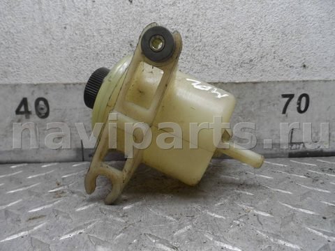 Бачок гидроусилителя Mazda MPV, 2003 г., арт. 00235957