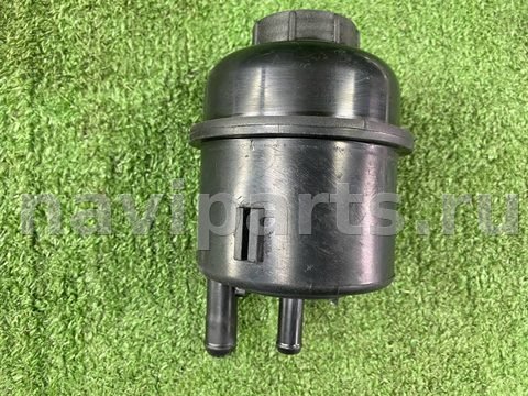Бачок гидроусилителя Maserati Quattroporte, 2007 г., OEM 185820, арт. 01315548