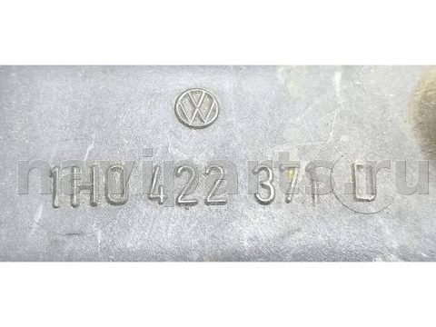 Бачок гидроусилителя Volkswagen Golf, 1997 г., OEM 1H0422371, арт. 2096849, фото 4