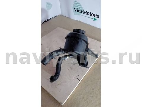 Бачок гидроусилителя Mercedes C W203, 2002 г., OEM A2034600083, арт. 546