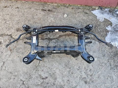 Новое BMW X4 G02, 2023 г., OEM 6870992, арт. 74-105