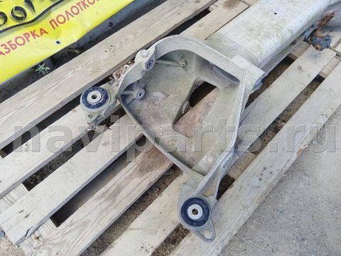 Балка подвески задняя Peugeot 407, 2004 г., арт. 91884, фото 2