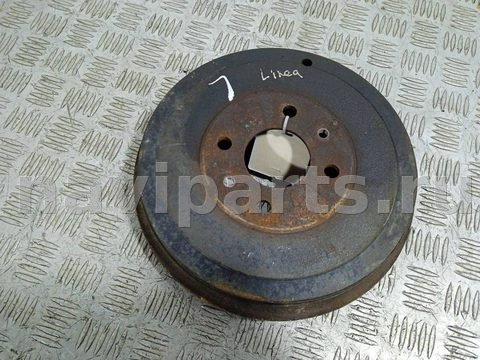 Новое Fiat Linea, 2010 г., арт. 46023026761