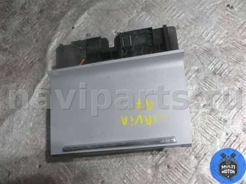 Бардачок Skoda Octavia, 2015 г., OEM 5e0035502, арт. 00091730, фото 2