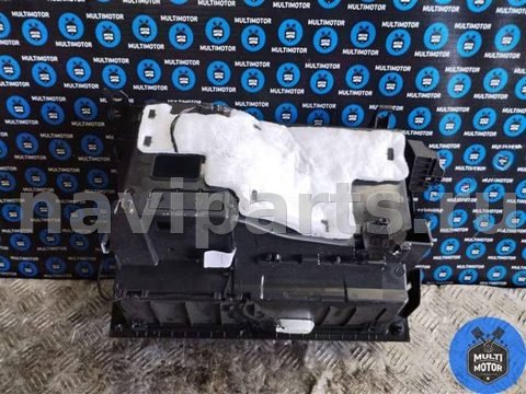 Бардачок Mercedes B W247, 2020 г., арт. 00110213, фото 6