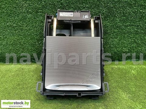 Бардачок BMW X5 G05, 2021 г., OEM 6810497, арт. 113789264