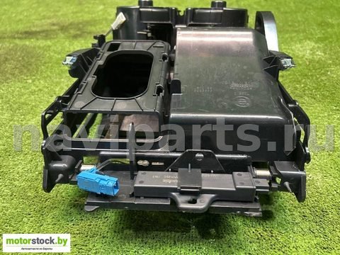 Бардачок BMW X5 G05, 2021 г., OEM 6810497, арт. 113789264, фото 7