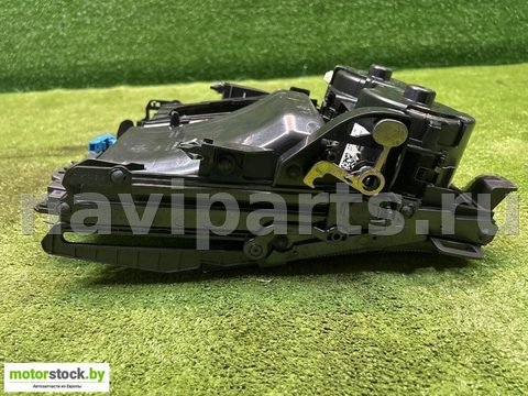 Бардачок BMW X5 G05, 2021 г., OEM 6810497, арт. 113789264, фото 8