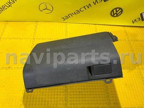 Бардачок Volkswagen Touran, 2004 г., арт. 20340