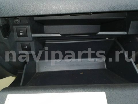 Бардачок Volkswagen Passat USA, 2015 г., OEM 561857938, арт. 306508, фото 2