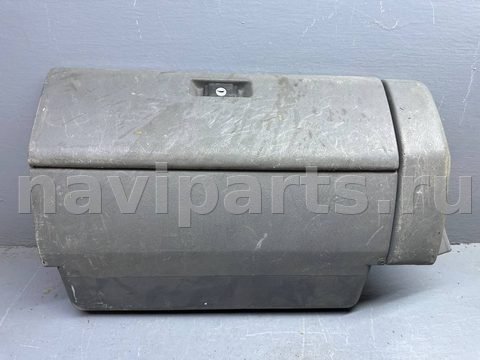 Бардачок Volkswagen Transporter T4, 1997 г., OEM 701857095, арт. B109985253