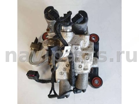 Блок клапанов гидроподвески BMW 5 F10/F11/GT F07, 2012 г., OEM 7184787, арт. 004721