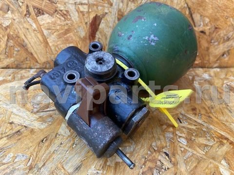 Блок клапанов гидроподвески Citroen Xantia, 1999 г., OEM 9611882410, арт. 109741200