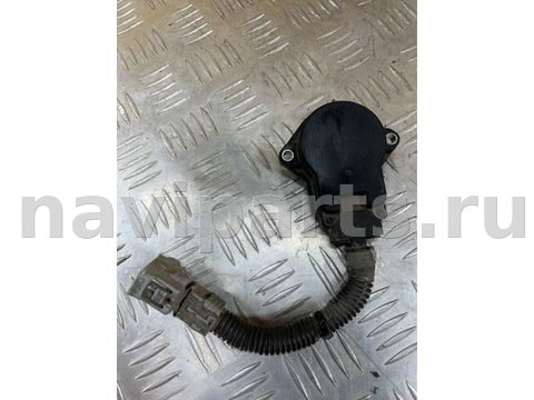 Блок клапанов гидроподвески Toyota Sequoia, 2013 г., арт. 178546