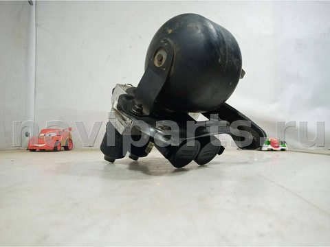 Блок клапанов гидроподвески Mercedes SL R230, 2008 г., арт. 2203280031, фото 2