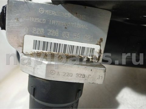 Блок клапанов гидроподвески Mercedes SL R230, 2008 г., арт. 2203280031, фото 5