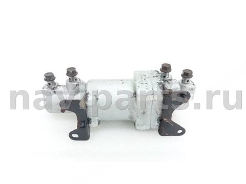 Блок клапанов гидроподвески Toyota Land Cruiser VDJ200, 2018 г., арт. 306902
