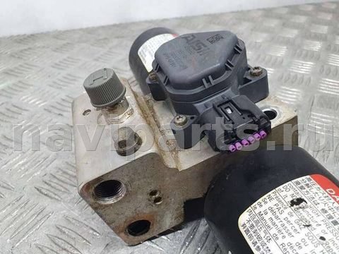 Блок клапанов гидроподвески Lexus LX, 2020 г., OEM 4886060031, арт. 48860-60031, фото 3