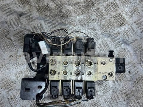 Блок клапанов гидроподвески BMW 7 E65/E66, 2005 г., OEM 3252000, арт. 88942568